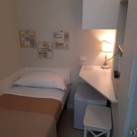 Small Single Room Rome Exterior photo